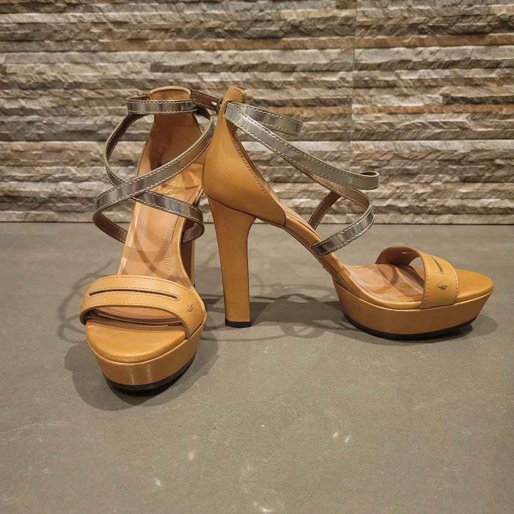 Tod"s strappy heels